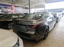 تۆیۆتا کامری